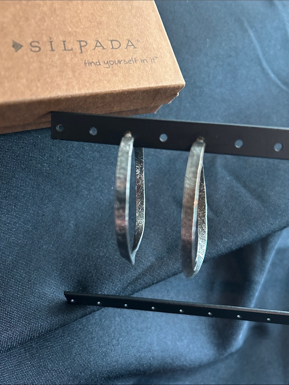 Silpada P1731 Sterling Silver hoop earrings.